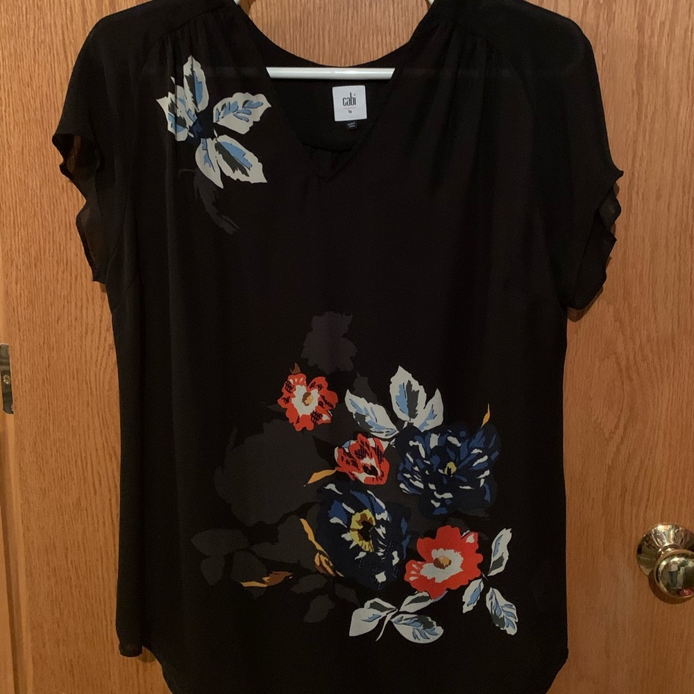 Cabi Fiore Blouse, Style 5020, Size Large, Used - Like New